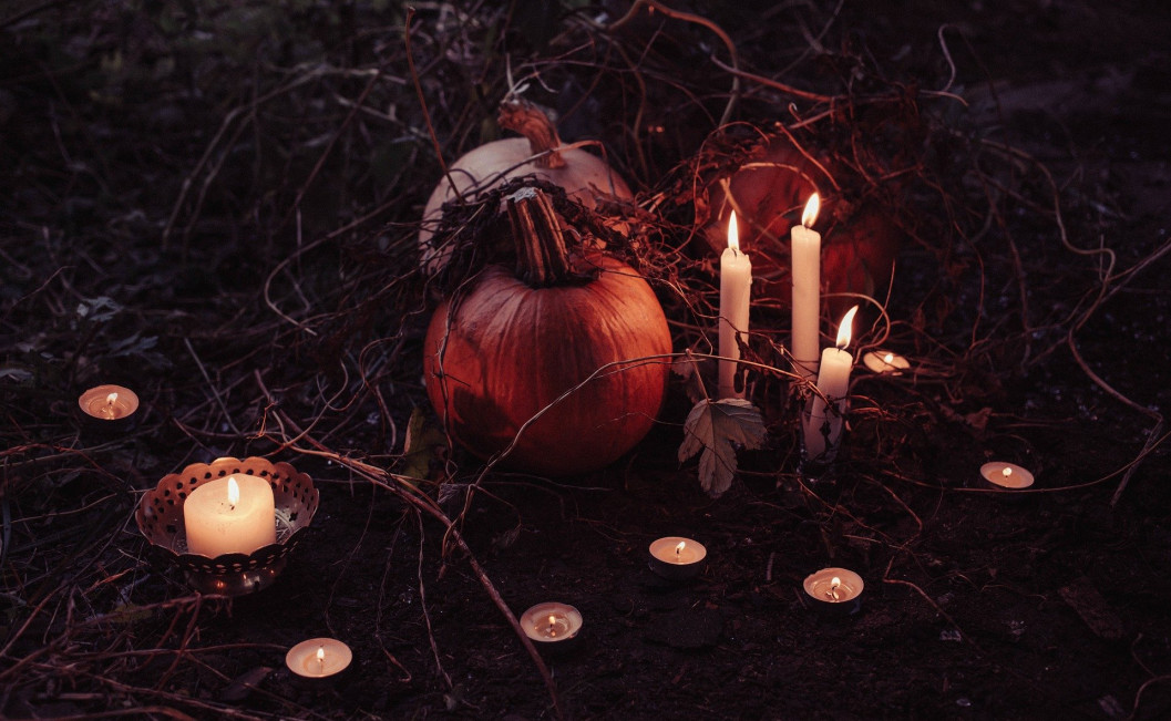 Imagem que ilustra o título: Turismo Macabro - Halloween e Día de Los Muertos